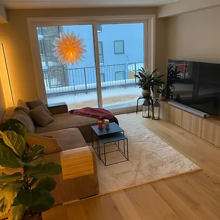 Modern, Big And In Apartment