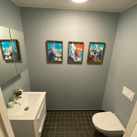 Modern, Big And In Apartamento *